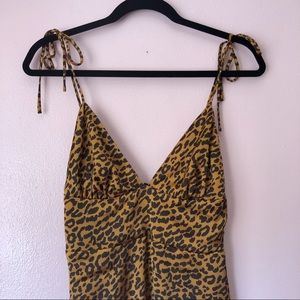 Akaiv Dresses - Akaiv Leopard Print Midi Dress Akaiv Dresses - Akaiv Leopard Print Midi Dress
